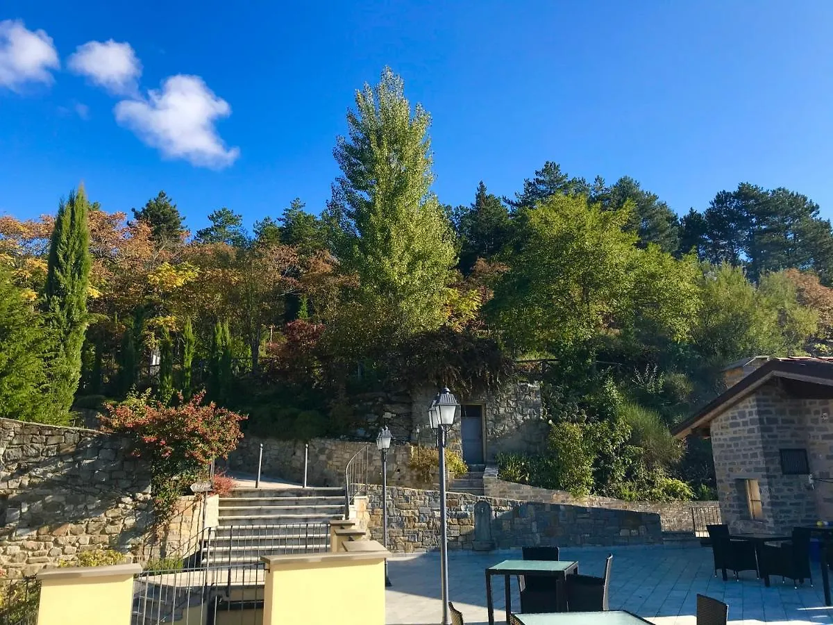 Borgo I Tre Baroni - Spa Suites & Resort 0*, Poppi